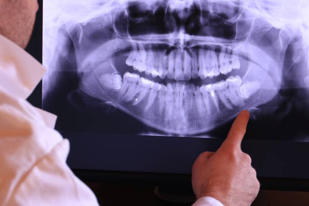 Best Weekend Emergency Dental Services in Decorah, IA