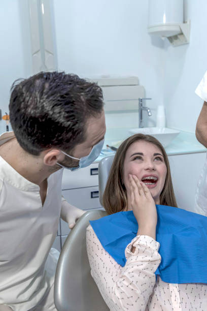 Best Emergency Wisdom Tooth Extraction in Decorah, IA